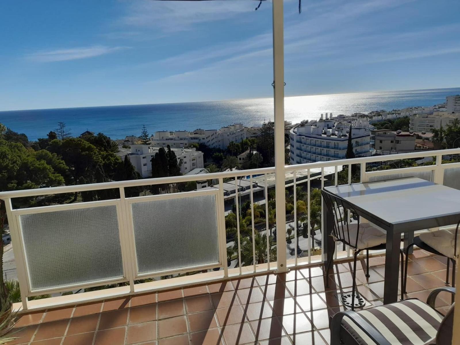 The Beach Oasis Torremolinos Exterior photo